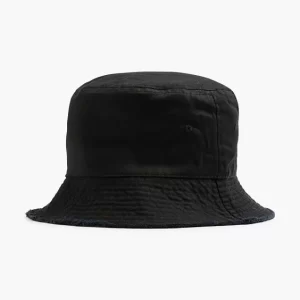 FILA Hut 8